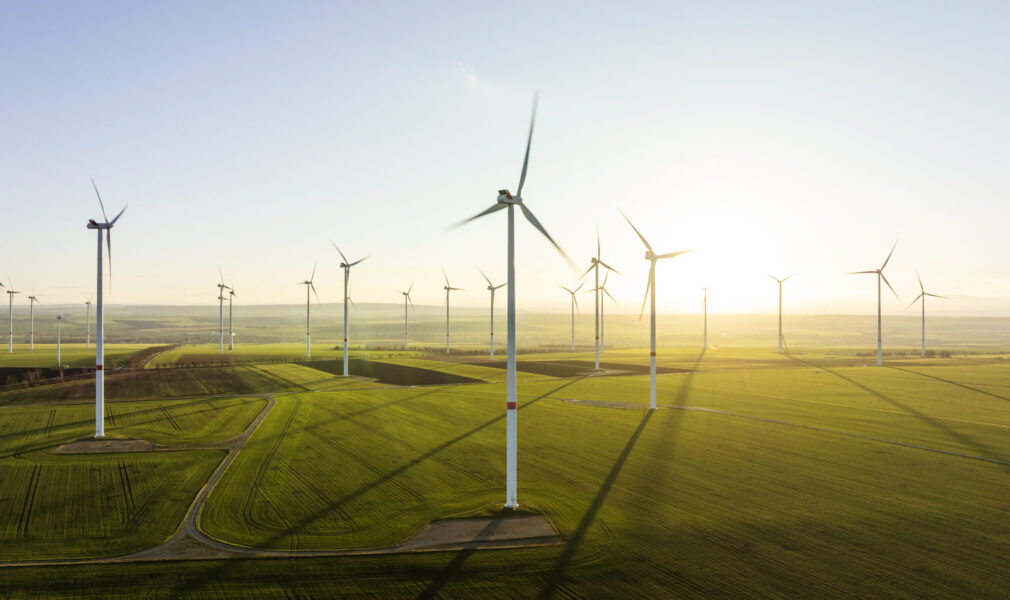 Champ d'éoliennes en Allemagne.