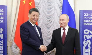 Xi Jinping rencontre le président russe Vladimir Poutine